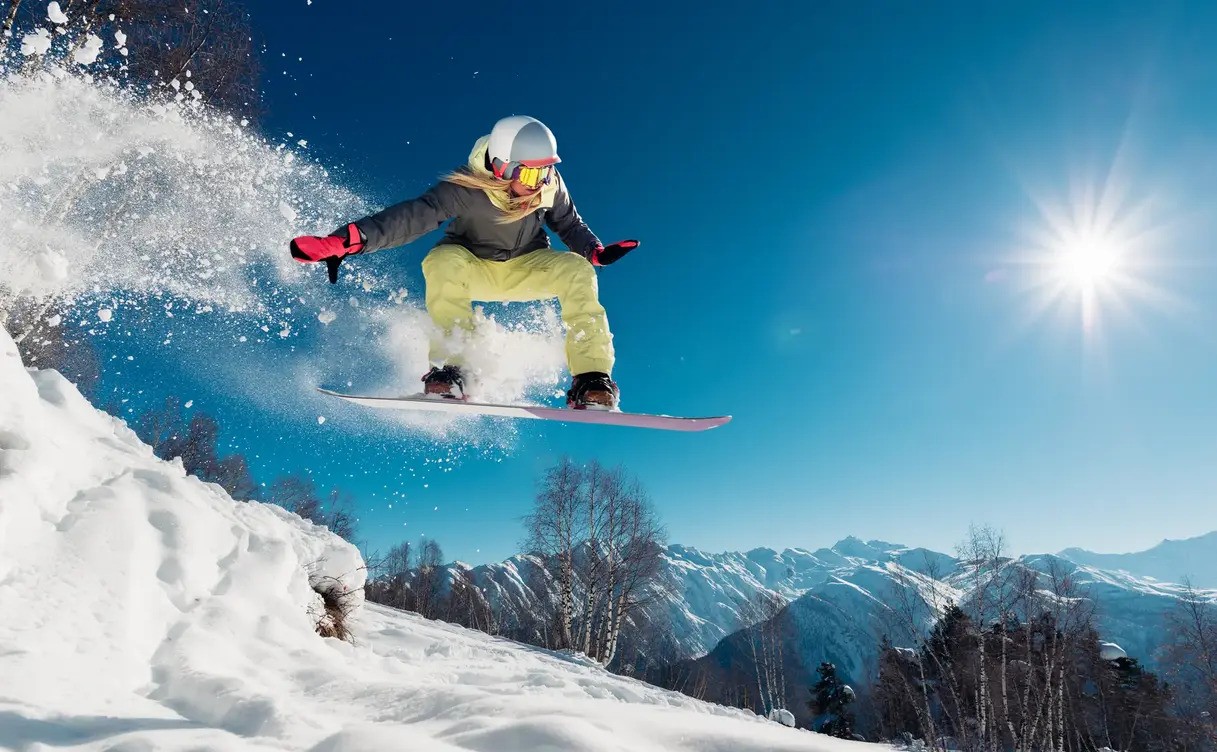 4 Cool Snowboards to Try This Season at Blauer Board Shop
