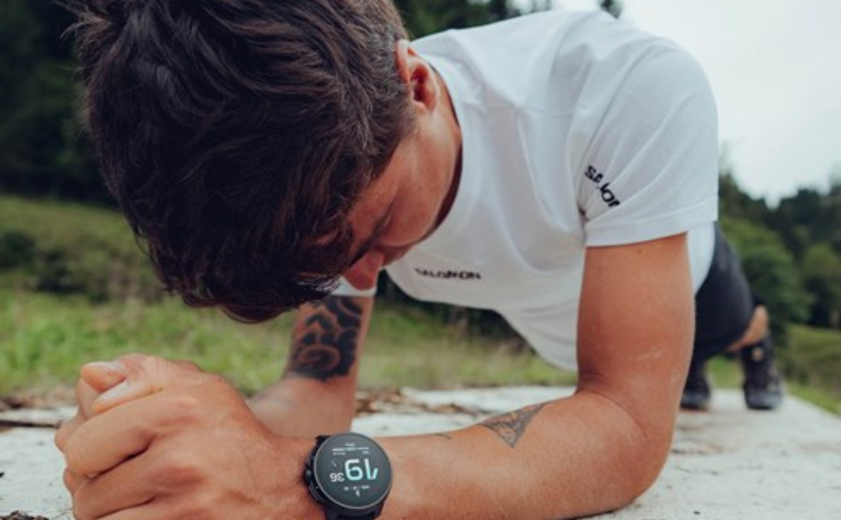 Can the Suunto Race All Black Help You Run Better?